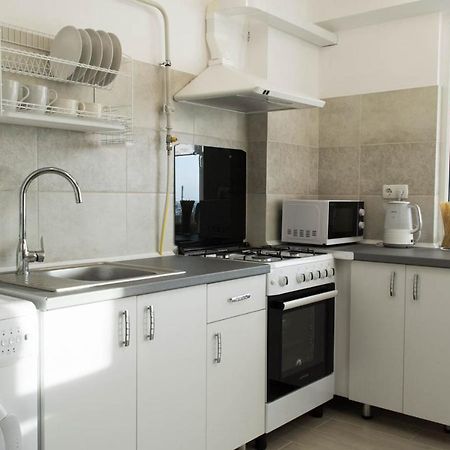 Cozy 2-Room Apartment On Zhvanetsky Boulevard Odessa Eksteriør billede
