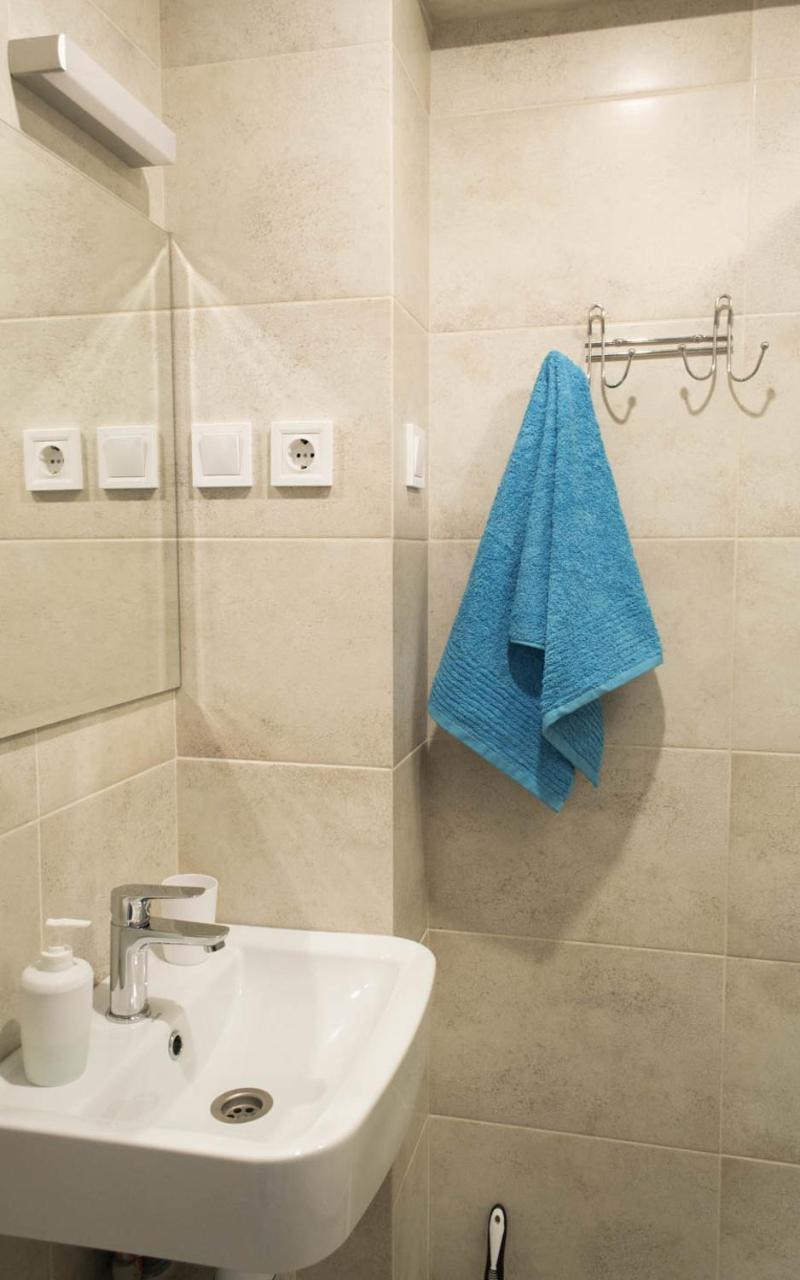 Cozy 2-Room Apartment On Zhvanetsky Boulevard Odessa Eksteriør billede